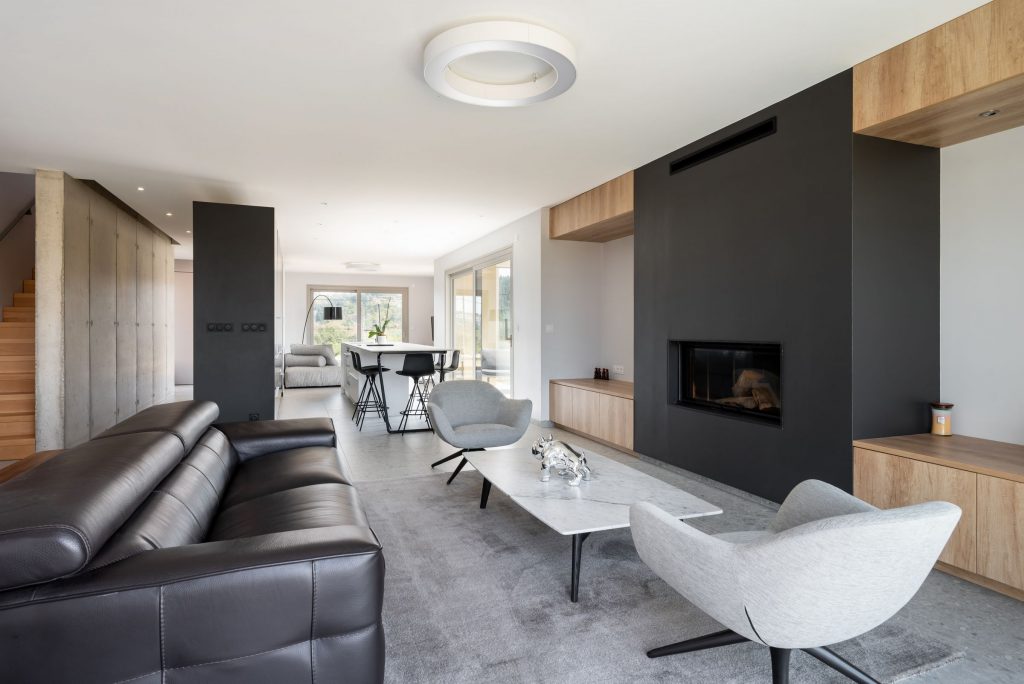 Aménagement et décoration d'intérieur d'une maison contemporaine